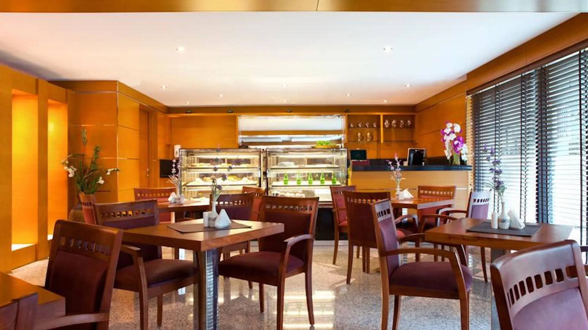 דובאי Golden Sands Hotel Apartments 3*,  איחוד האמירויות הערביות
