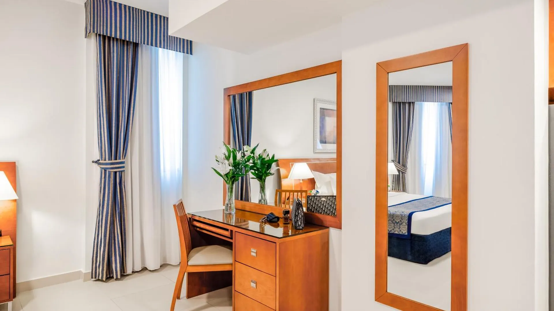 Aparthotel Golden Sands Hotel Apartments Dubai