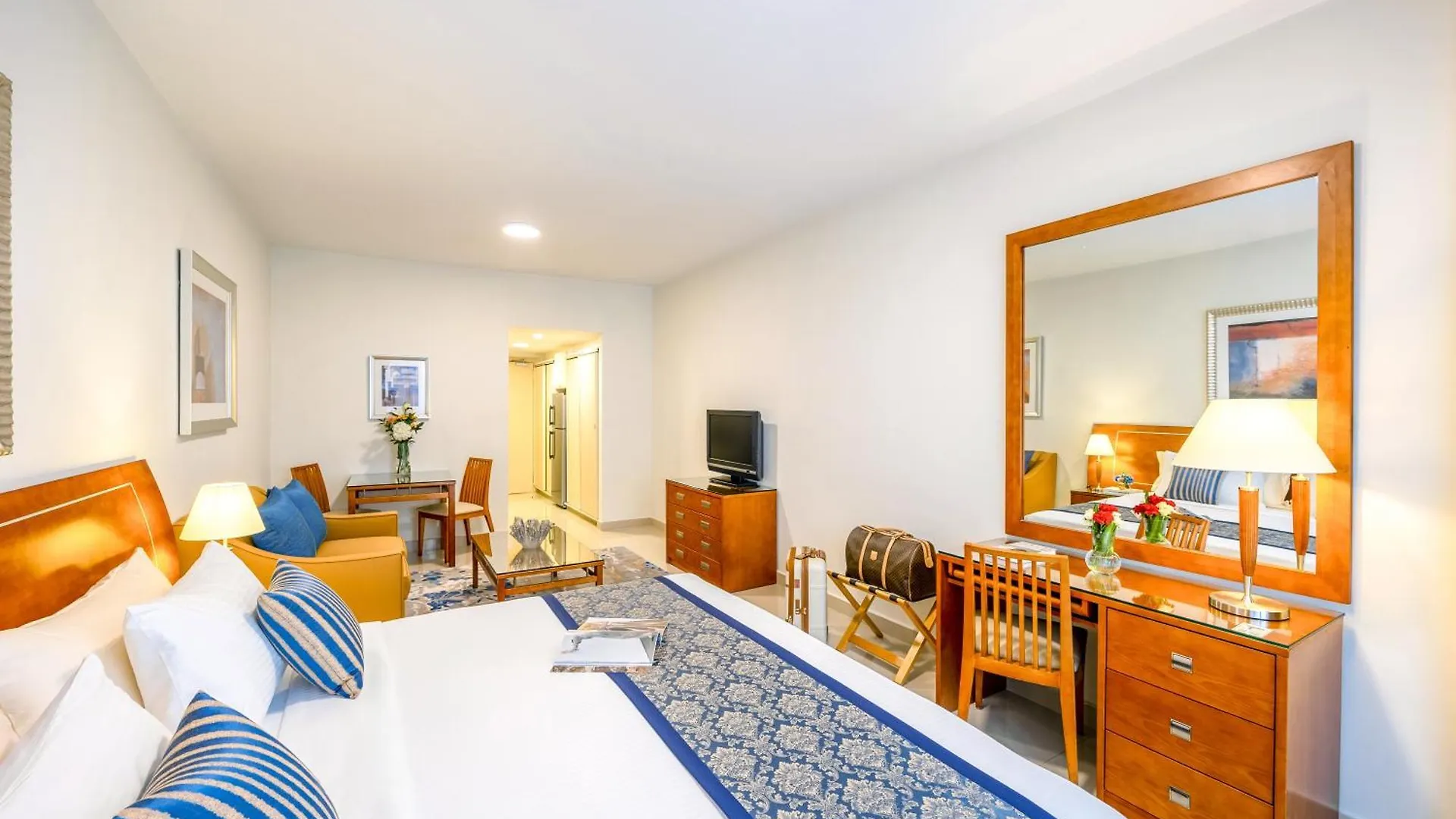 *** Aparthotel Golden Sands Hotel Apartments Dubai United Arab Emirates